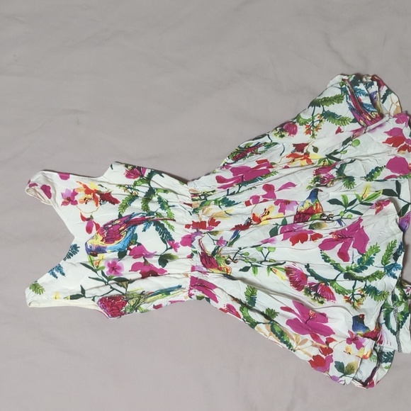 NWOT KAINKU HANDMADE size 3T/4T little girls BIRDS OF PARADISE dress - Picture 5 of 6